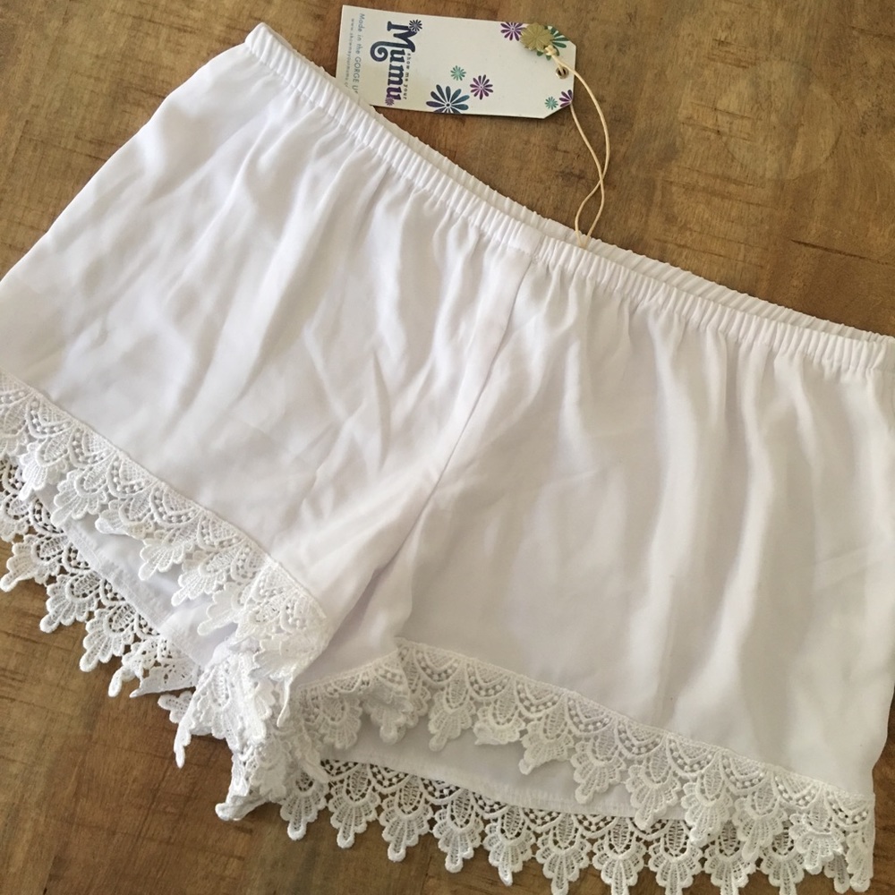 White lace shorts
